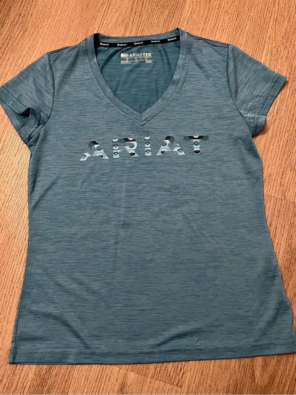 Ariat Women's Slate Teal V-Neck Performance Tee
